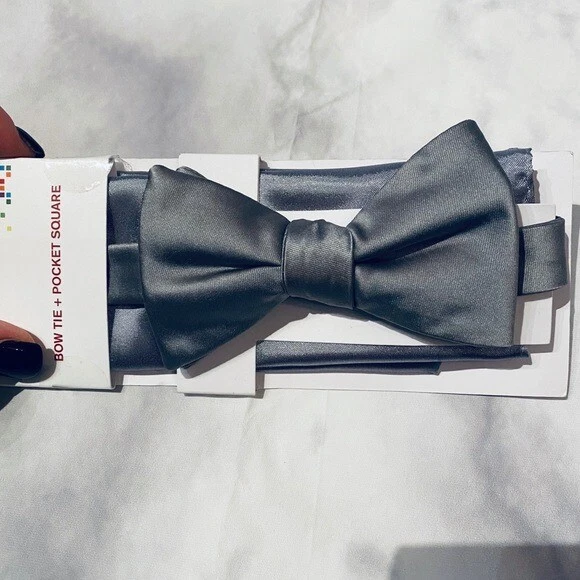 Alfani CHARCOAL GRAY Men's Pre-tied Bow Tie and Pocket Square, US One Size - Image 2 of 4