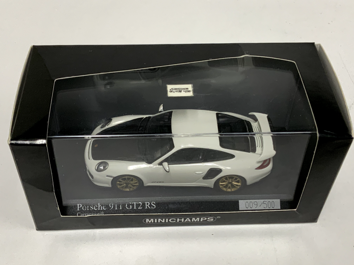 1/43 Minichamps Porsche 911 ( 997 II ) GT2 RS 2010 in White 400