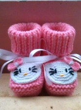 Handmade Knitted Crochet baby shoes 6-12 m Kitty