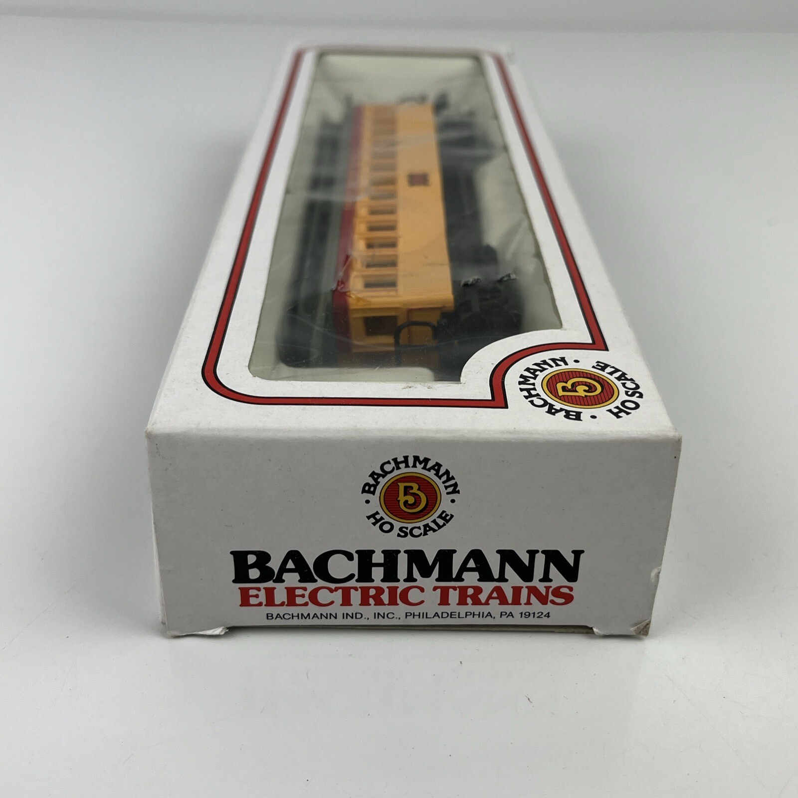 new-bachmann-ho-scale-47-union-pacific-r-r-old-time-coach-car-72901
