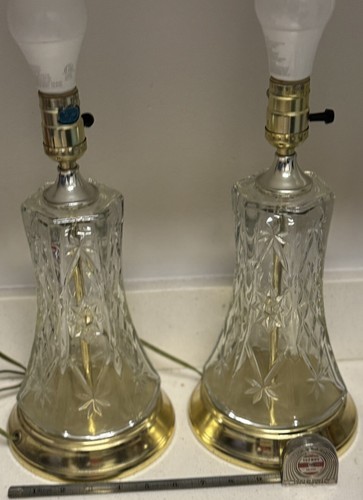 PAIR (2) MID CENTURY ART MODERN PRESSED GLASS LAMPS - Picture 4 of 5