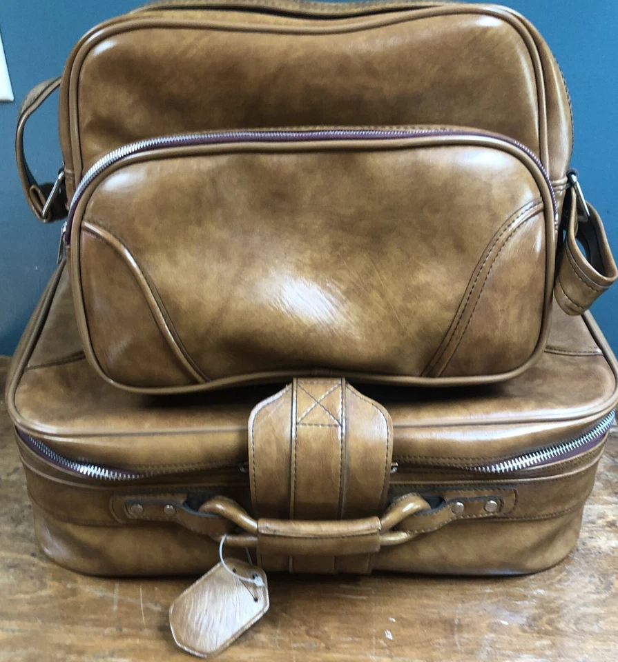 Vintage 2 Piece Airway Brown Faux Leather Carry On & Small Suitcase Luggage Set - Image 3 of 4