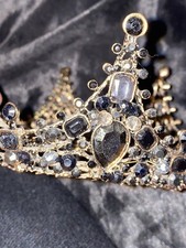 Black Gold Gothic Crown