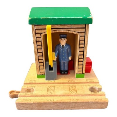 Conductor Shed 5 Boom Gate Stop Go Thomas & Friends Wooden Railway Trains