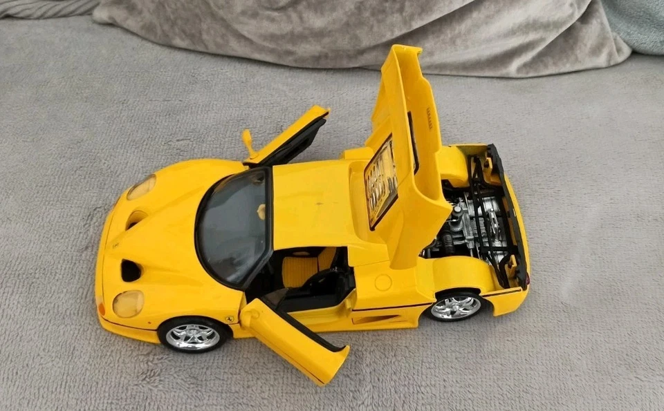 Ferrari F50 Jaune. Maisto 1/18, Années 90 - Photo 2/4