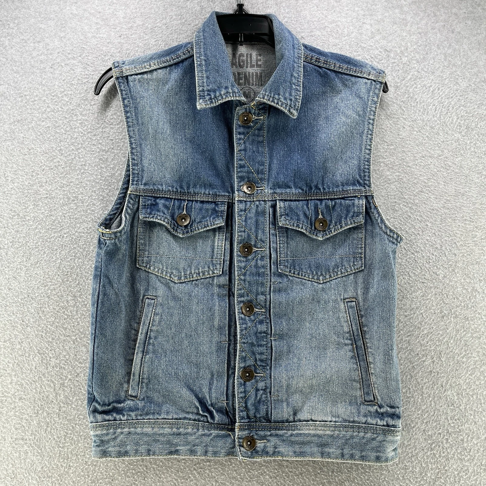 Agile Denim Mens Vest Medium M Blue Chaleco Button Up Collared Outdoor  image 1