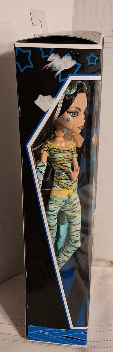 cleo.  Crocs Women's Cleo V Flat Sandal, Black/Black, 10 M US