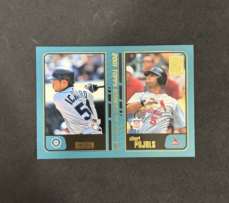 2001 Topps Traded *Centered* Albert Pujols, Ichiro Suzuki #T99 (RC) Rookie