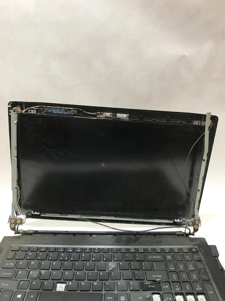 Acer Aspire V15 Black Edition VN7-593G-76SS Intel i7 7th Gen NO RAM GTX 1060 -DW - Image 3 of 4