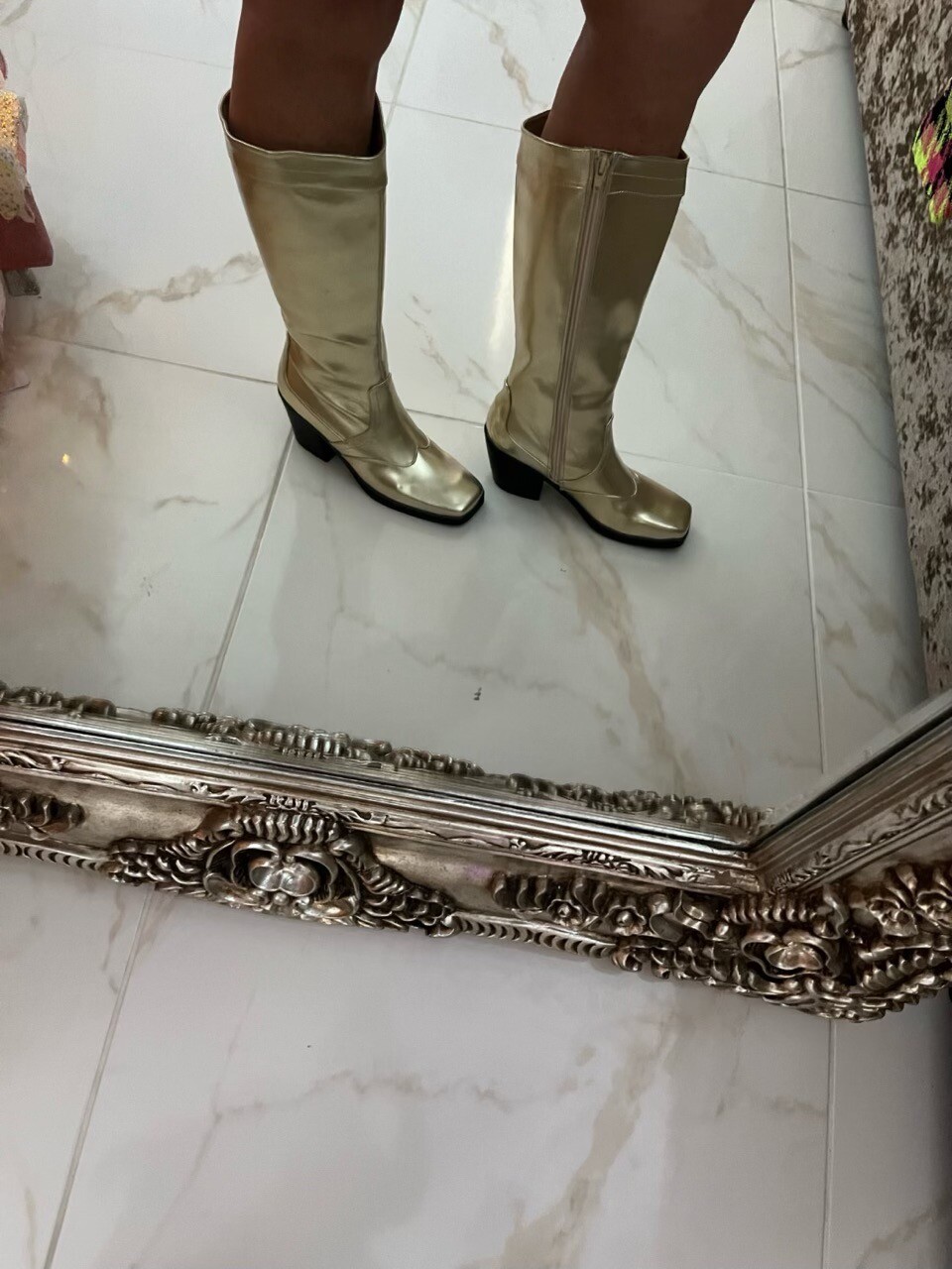 Foto 7 di 10