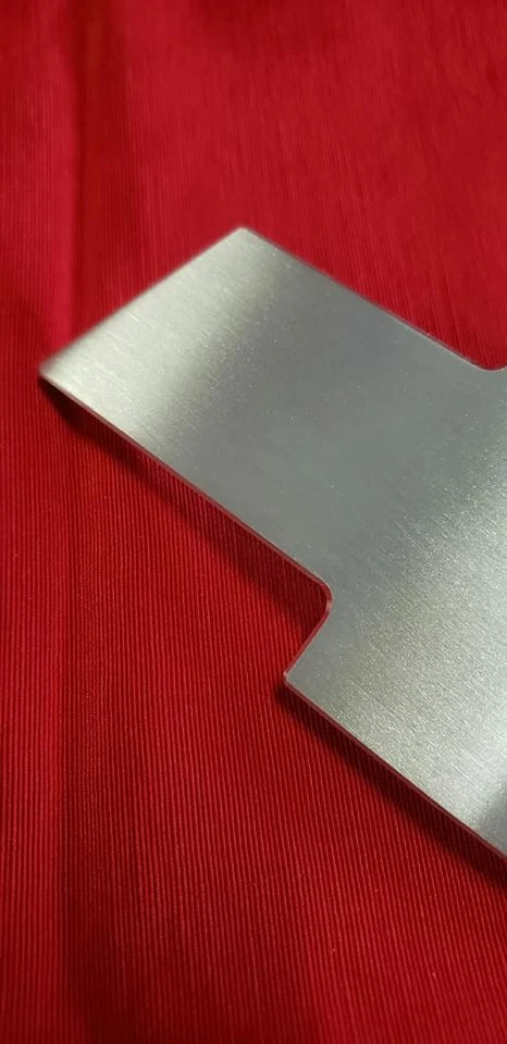 94-97 CHEVY S10 S-10 BLAZER CAMIÓN BILLET ALUMINIO PAJARITA PARRILLA DELANTERA EMBLEMA CEPILLO Foto 2 de 4