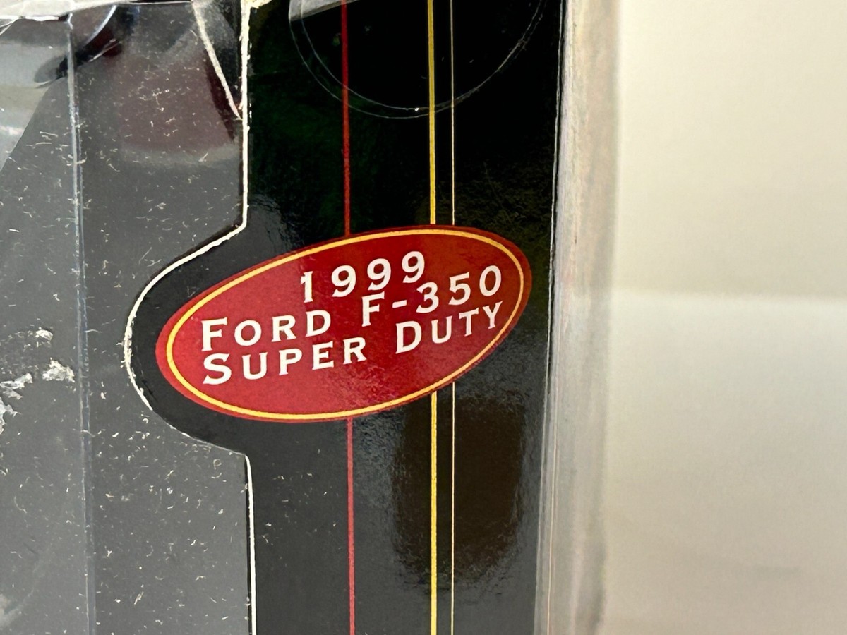 Matchbox 1:24 Scale 1999 Ford F-350 Super Duty Pickup Truck with