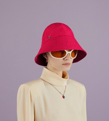 BNWT Gucci Nylon Bucket Pink Hat GG Logo Gold Size M $450