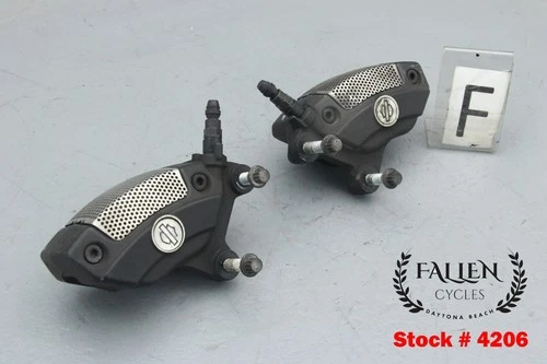 2019 Harley Road Glide BREMBO Front Brake Caliper Set WRINKLE BLACK #4206