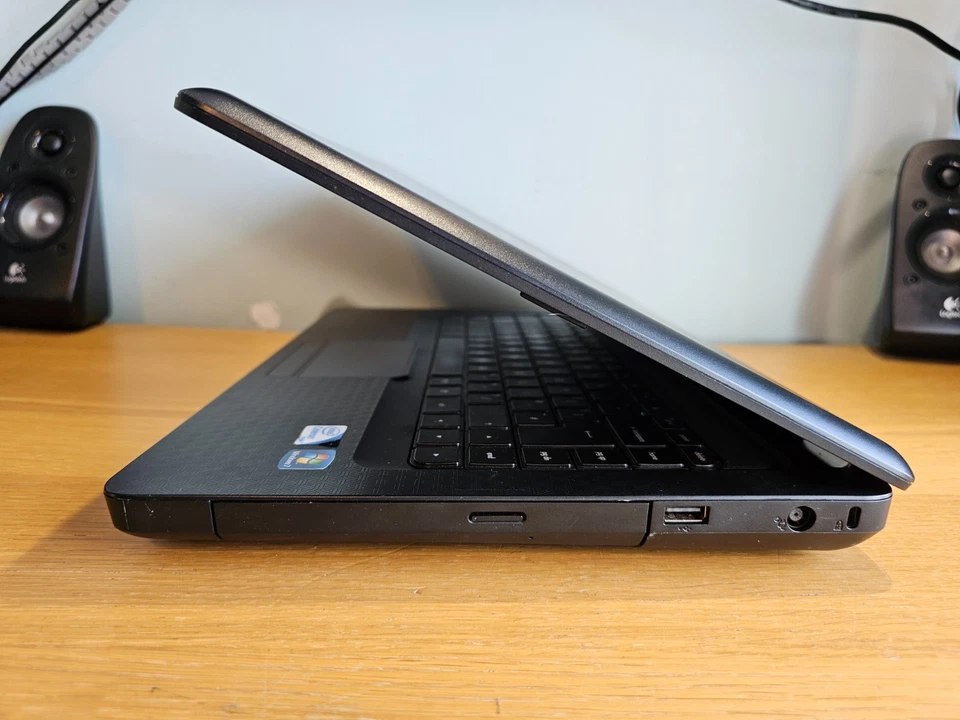 15" Compaq Presario CQ56-103SA Celeron T3100 1.9GHz 4GB 250GB Windows 10 Laptop - Image 3 of 4