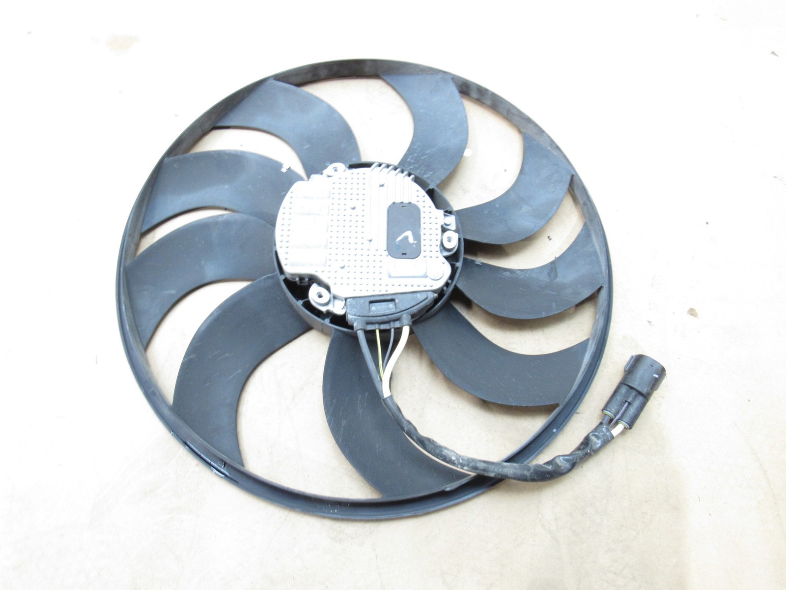 Maserati Levante 2018 3.0L Engine Motor Radiator Cooling Fan 16-24 ;#4