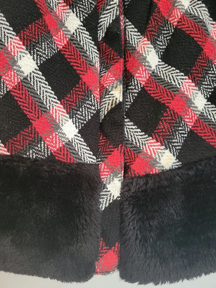 Chaqueta a Cuadros Penelope Mack Abrigo Guisante Niñas Talla 5/6 Rojo Negro Piel Sintética Borde Forrado Foto 4 de 4