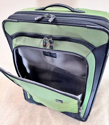 Victorinox Werks Traveler 4.0 Upright 24” Expandable Suitcase