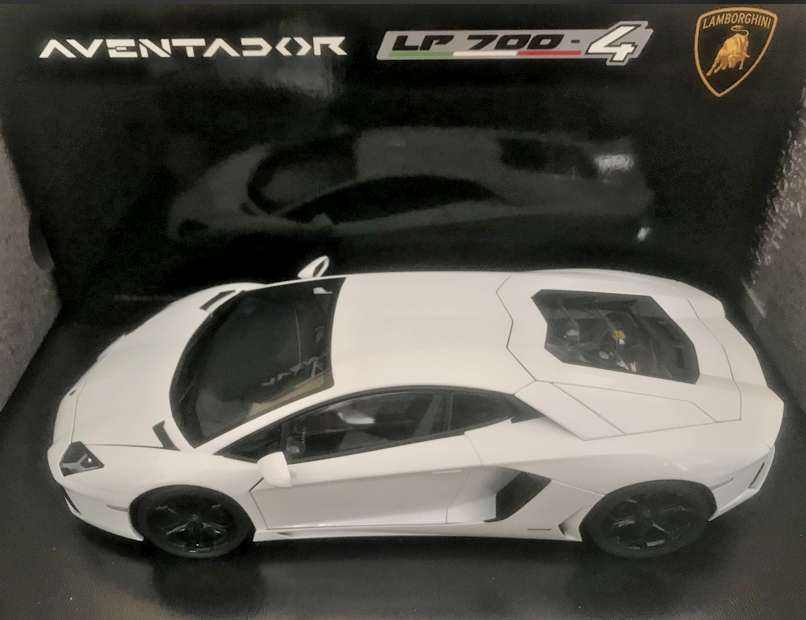 1:18 AUTOart Lamborghini Aventador LP700 Murcielago Huracan