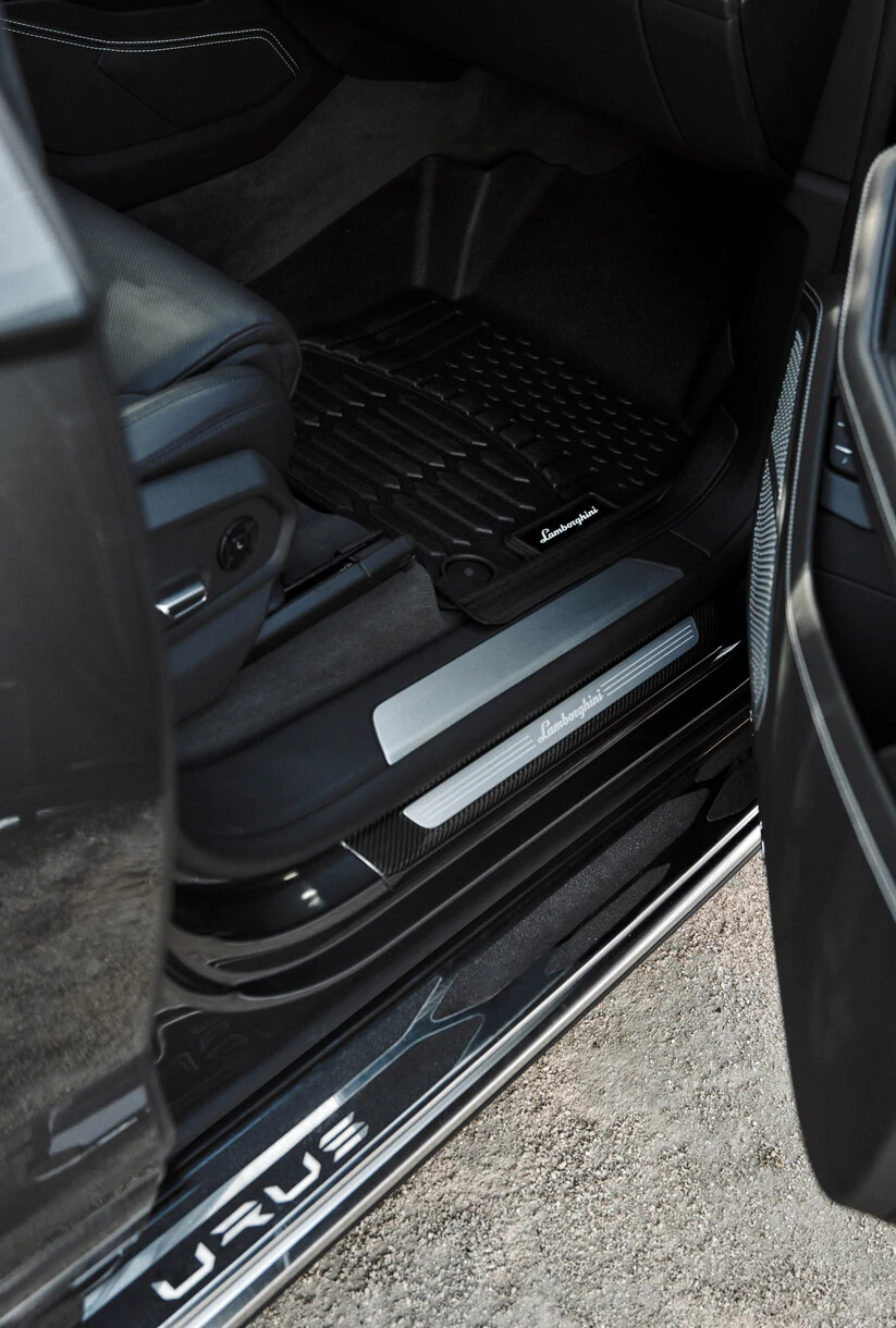 Lamborghini Urus 1 SET FOOT MATS (RUBBER)