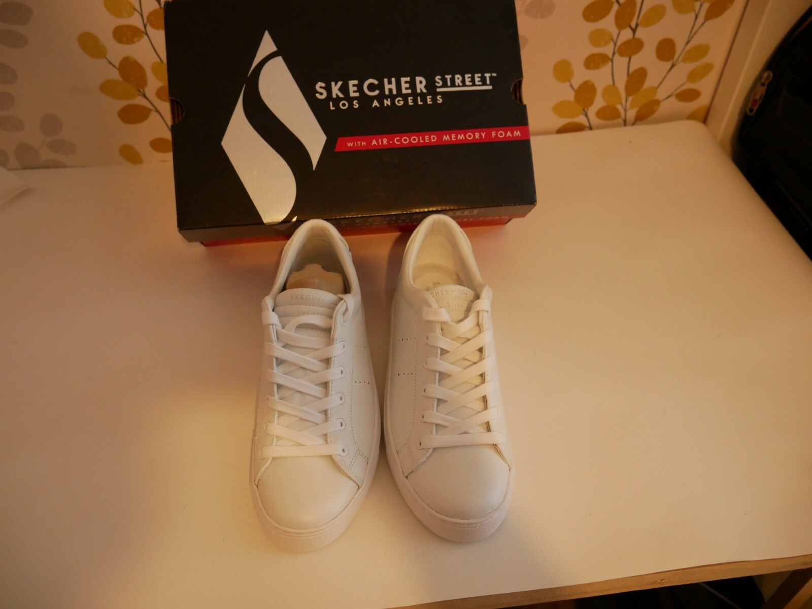 skechers los angeles