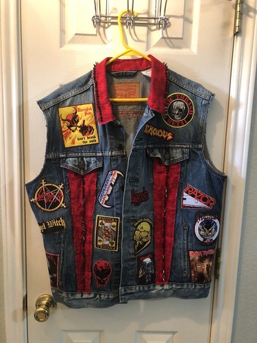 metal battle vest Men's Size Large 