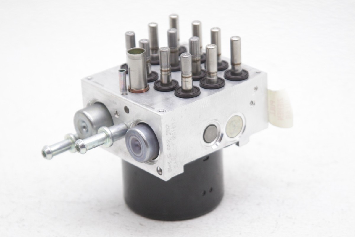 2014-2015 Nissan Frontier Xterra ABS Brake Pump and Module