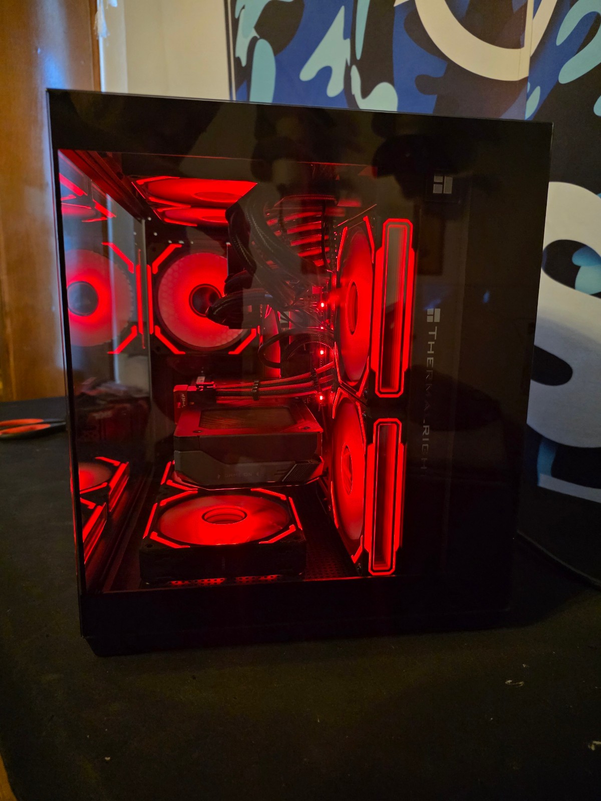 Custom Gaming PC 5800XT 32Gb DDR4 4000 RX 9060XT 16gb