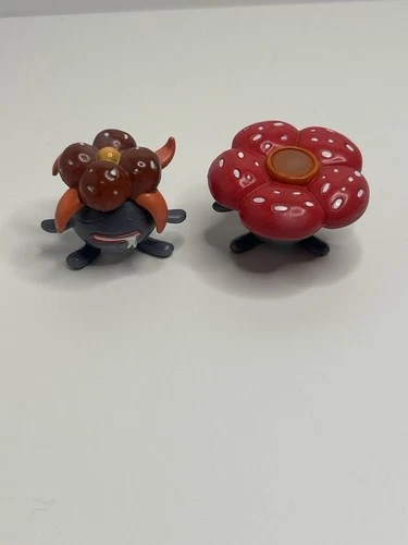 Gloom & Vileplume Figures Original Pokémon Nintendo CGTSJ TOMY 1999 Vintage Rare