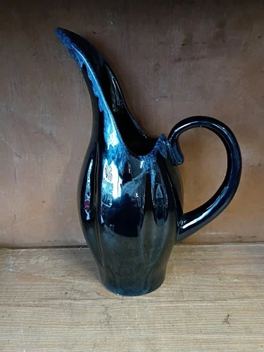 VTG * VAN BRIGGLE POTTERY CERAMIC * EWER PITCHER *VASE DRIP GLAZED BLACK * BLUE