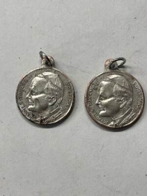 Pope John Paul II, Our Lady of Czestochowa Catholic Medal, Pendant | eBay