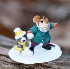Wee Forest Folk Limited Edition Figurine M-663a - We Dare You!