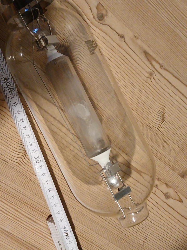 Osram Powerstar HQI-T 2000 Watt Neutralweiß E40 (NP 190€) - Bild 2 von 4