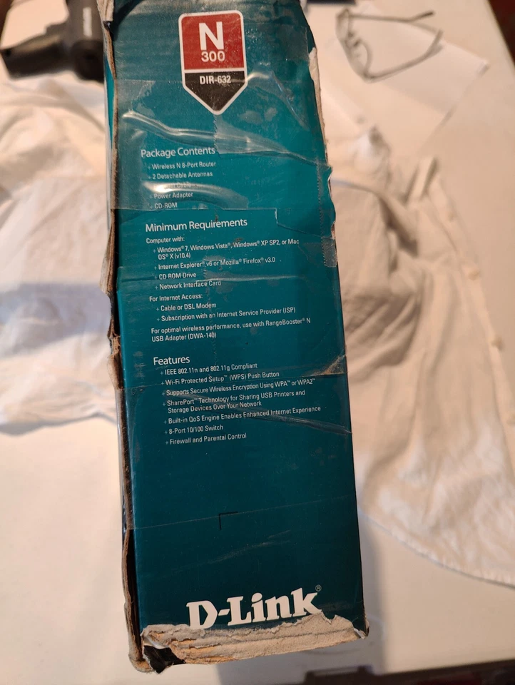 D-Link DIR-632 300 Mbps 8-Port 10/100 Wireless N Router - Image 3 of 3