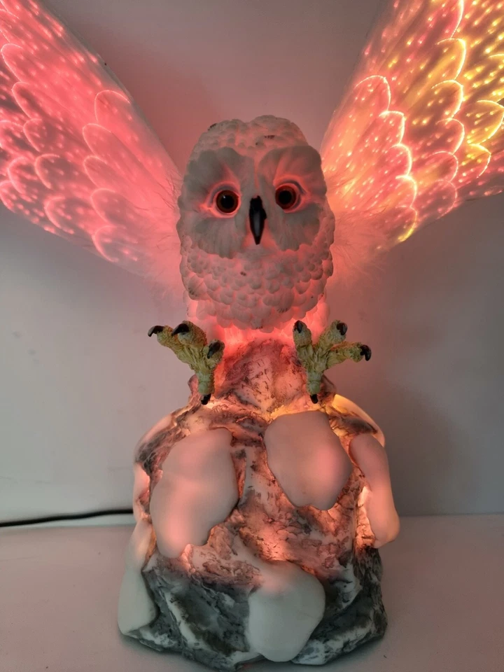 Vintage Glowing Flying Owl On a Rock Light 90's Multi Coloured Night Light - Image 4 of 4