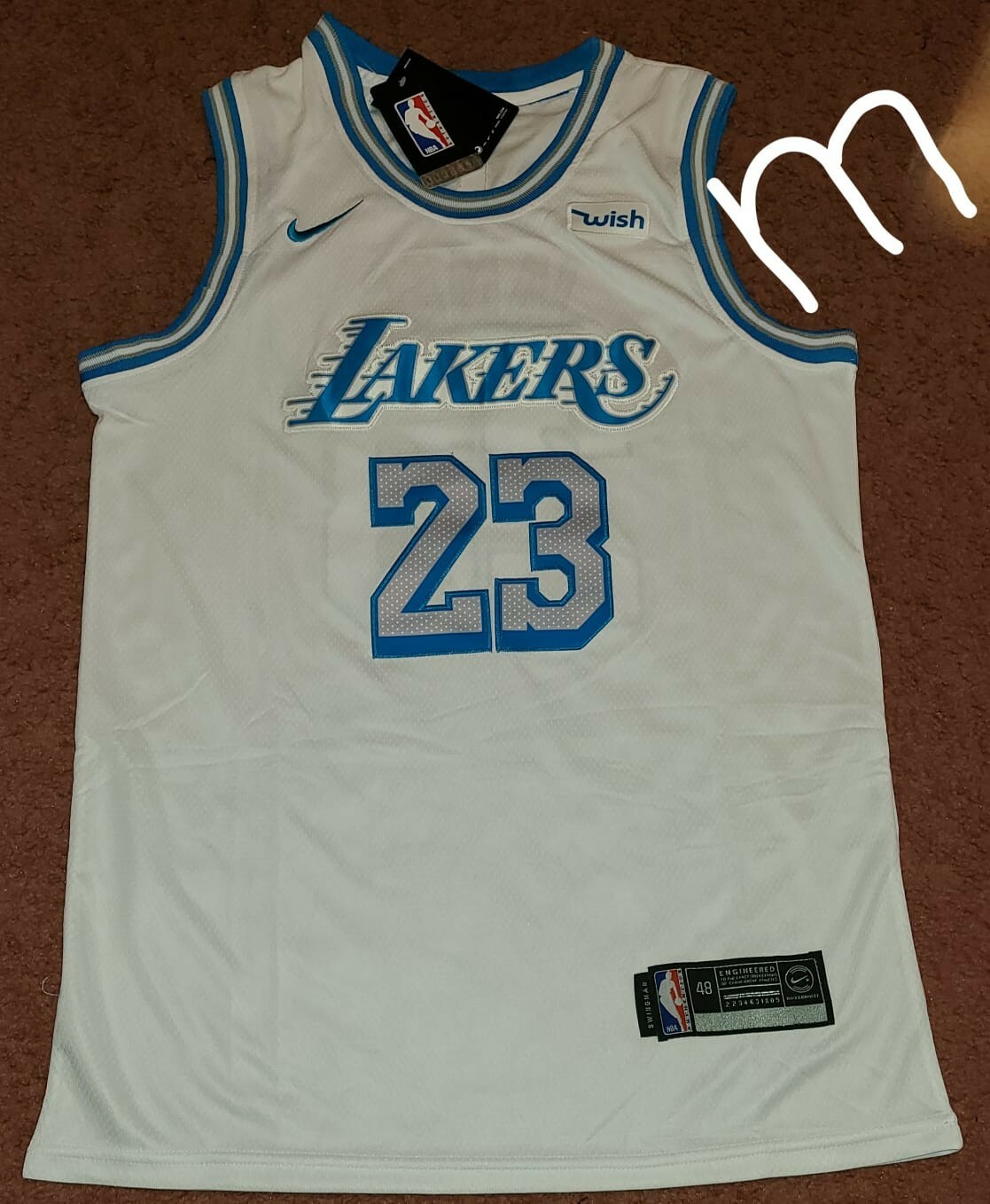 LeBron James MEDIUM LA LAKERS jersey