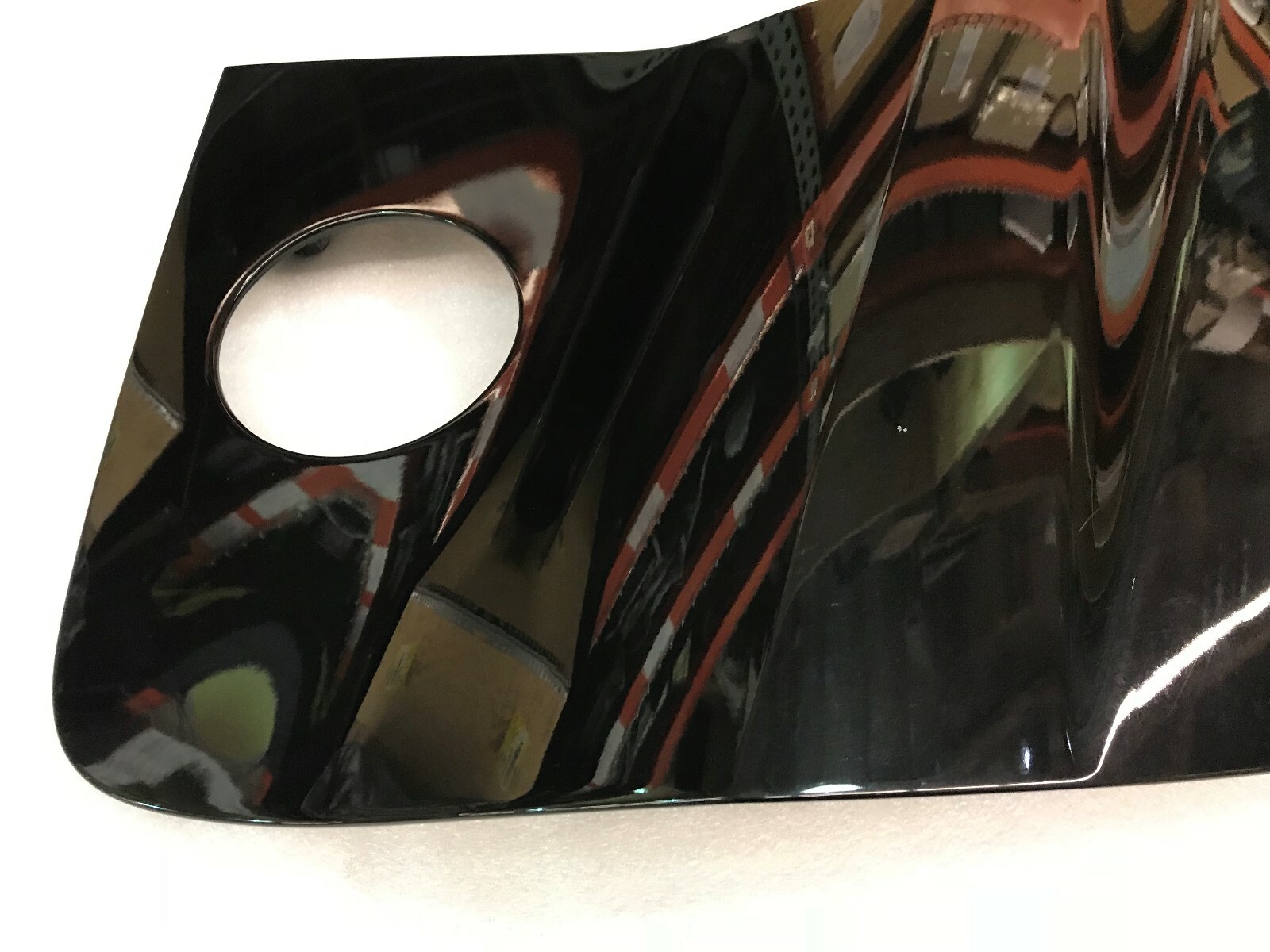AUDI R8 PASSENGER RIGHT SIDE COVER PANEL OEM 420853338E