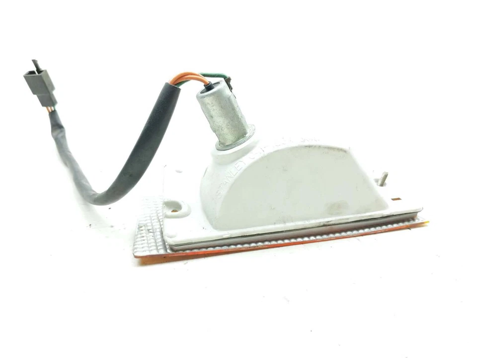 Luz indicadora intermitente intermitente señal de giro 85 Honda Goldwing 1200 GL1200 Foto 3 de 4