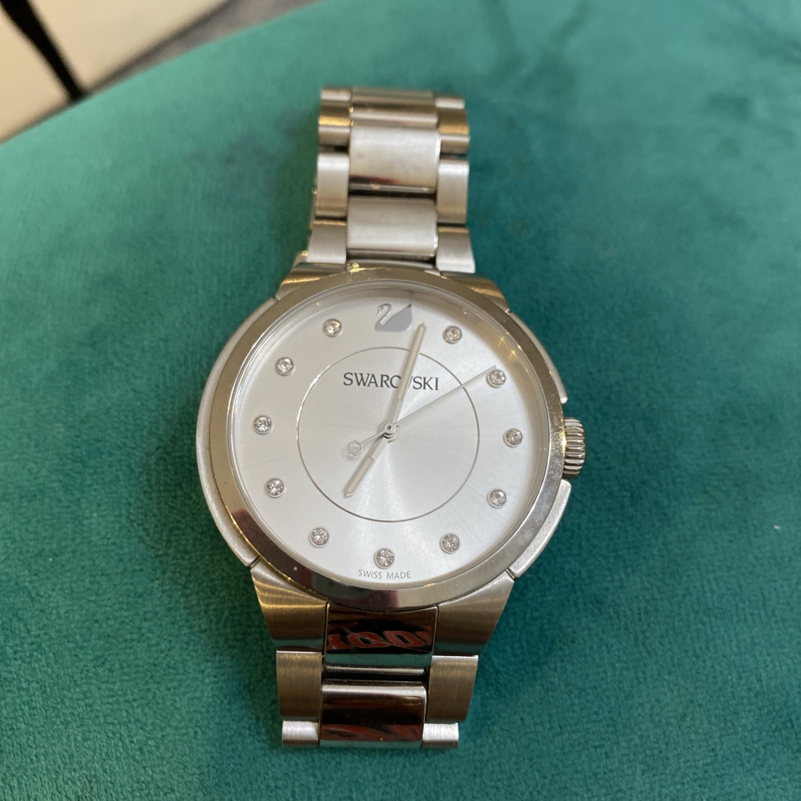 Swarovski City Stainless Steel Womens Watch 5181632 5181632 Swarovski City Simple White Bracelet Watch main image 2