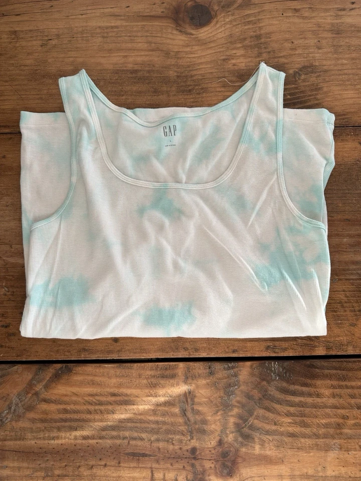 Paquete de camiseta sin mangas de algodón GAP talla L - escotes/estilos variables Foto 2 de 4