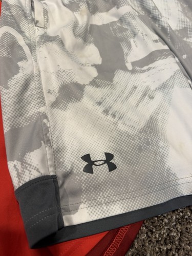 Under Armor UA Shorts Boys M Drawstrings Cargo Pockets & Swimsuit Lot Youth - Picture 3 of 4