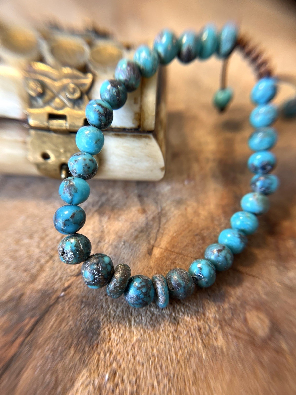 Bracelet en turquoise perse véritable et argent massif de haute joaillerie