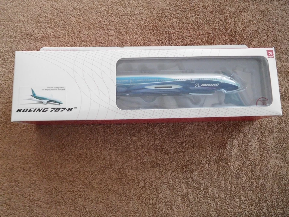 霍根波音787-8 DreamLiner HG3497 1: 200 比例波音房屋颜色 — 第 3/4 张图片