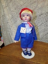 VTG Kathe Kruse Original Stoffpuppe Doll Blonde Red Cap