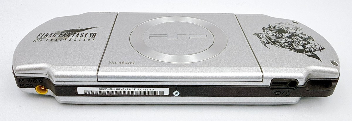 Sony PSP-2000 Crisis Core Final Fantasy FF Ⅶ 7 Limited Console