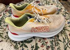 HOKA Mach 5 Men s Running Shoes US 10 Low Top Lace-Up White/Yellow/Red