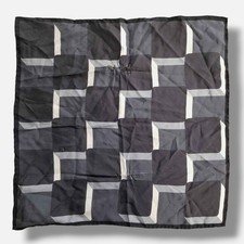 Tom Ford Men Gray Geometric Silk Pocket Square Handkerchief