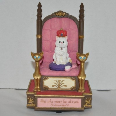 San Fran Music Box Co Angus & Friends -She Who Must Be Obeyed I Feel Pretty song