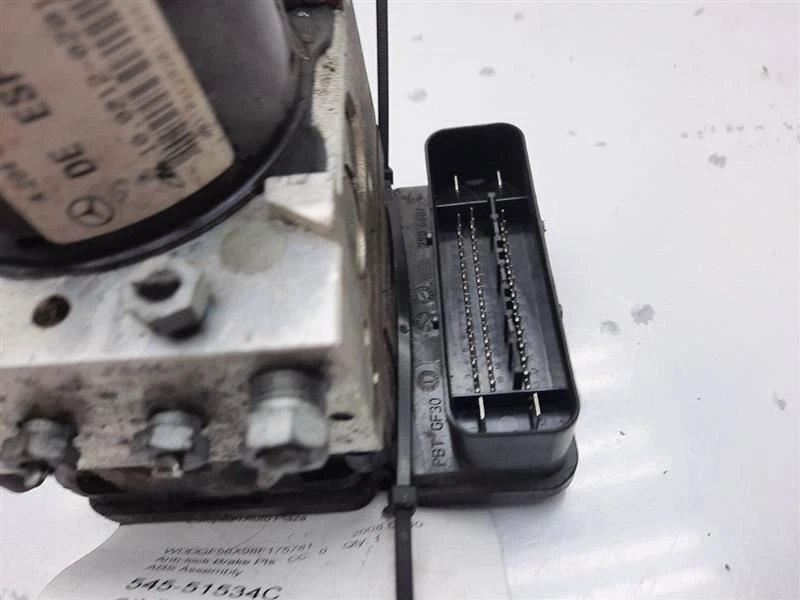 Anti-Lock Brake Part 204 Type Assembly C350 Fits 08 MERCEDES C-CLASS 2044312312  - Image 2 of 4