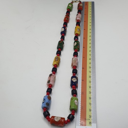 Collar vintage de cuentas de vidrio floral multicolor estilo veneciano - Imagen 14 de 17